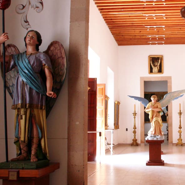 Visitar el Museo de Arte Sacro 